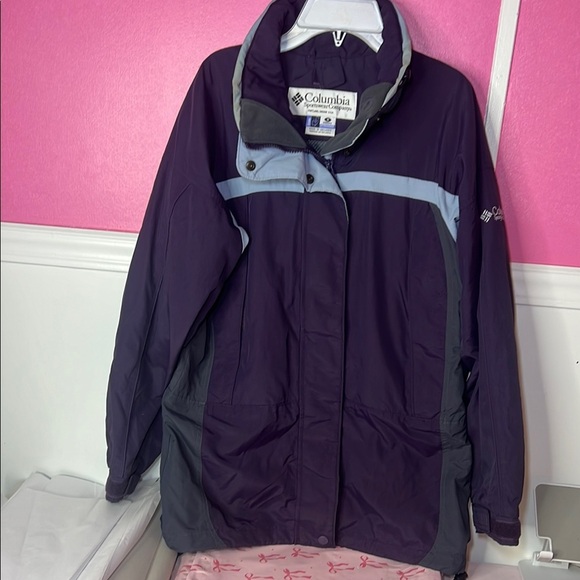 Columbia Women's Purple Jacket - Picture 1 of 11